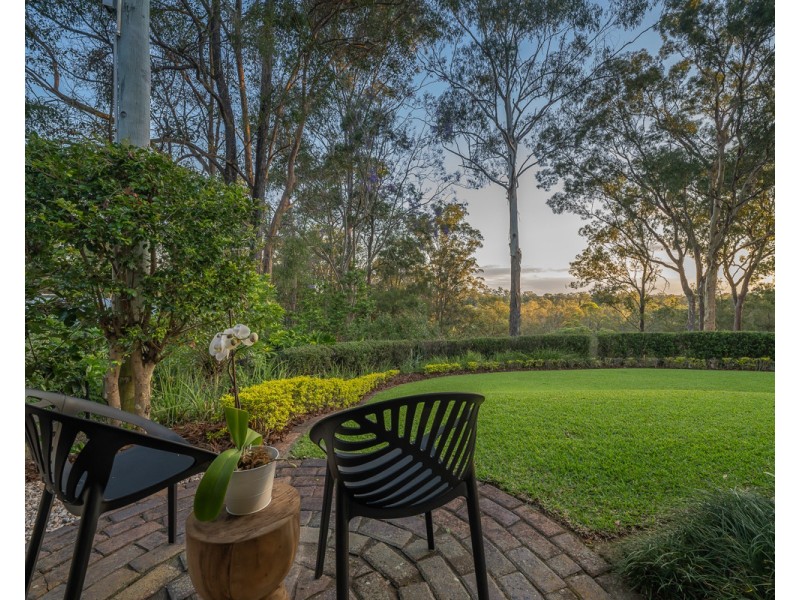 61 Elwood Street, Kenmore Hills QLD 4069