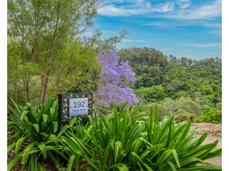192 Pacey Road, Upper Brookfield QLD 4069