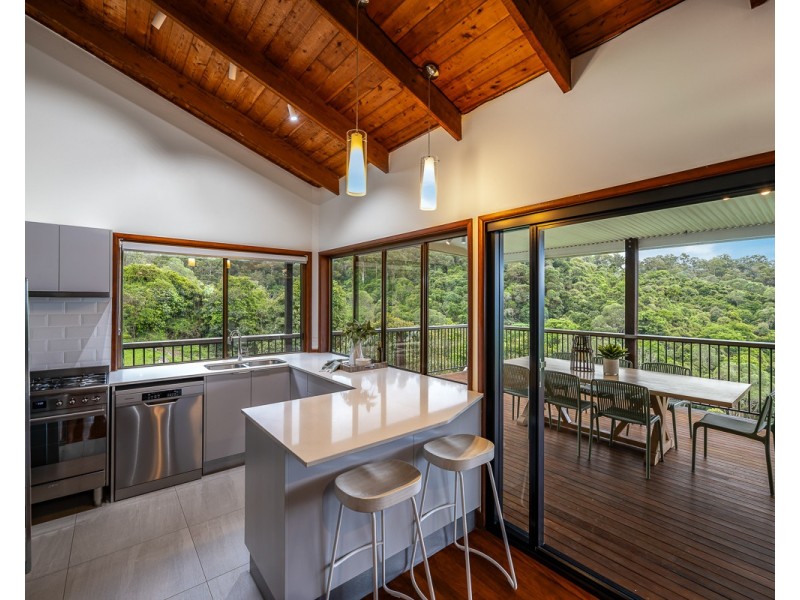 192 Pacey Road, Upper Brookfield QLD 4069