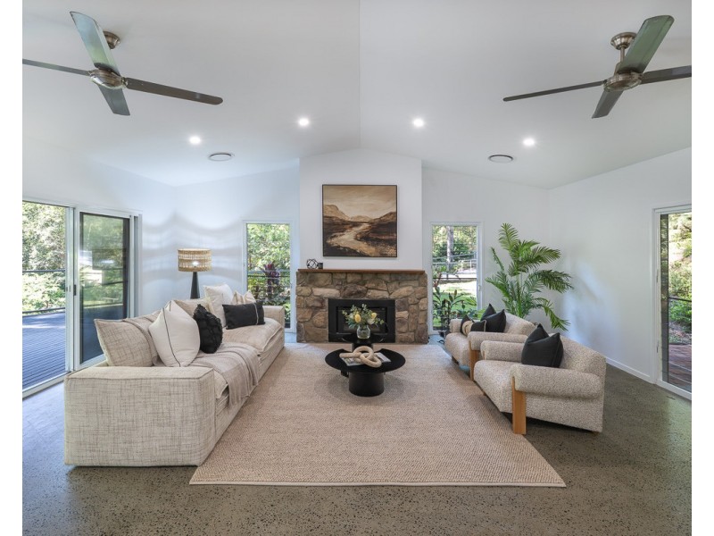 516 Haven Road, Upper Brookfield QLD 4069