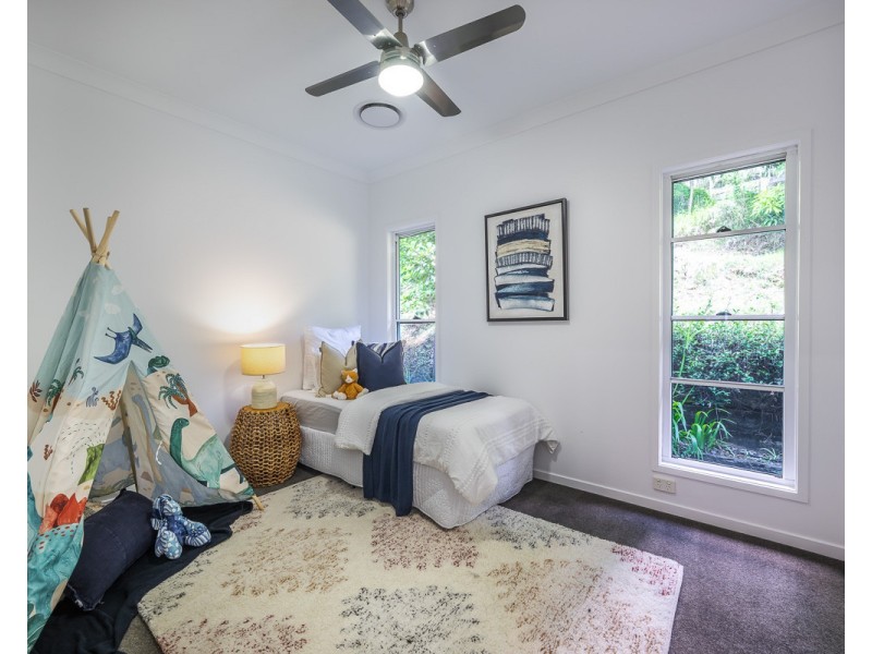 516 Haven Road, Upper Brookfield QLD 4069