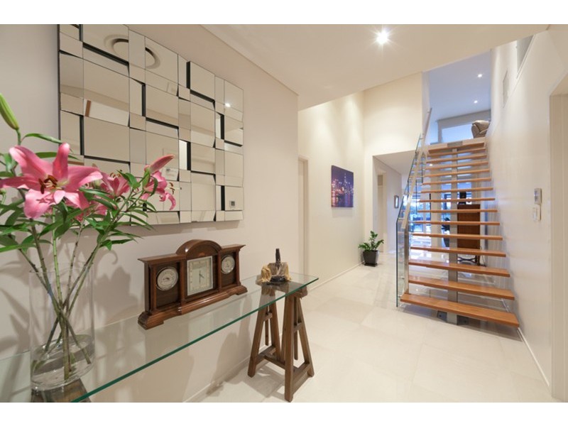 63 Birdwood Terrace, Auchenflower QLD 4066