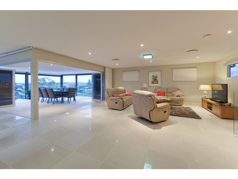 63 Birdwood Terrace, Auchenflower QLD 4066