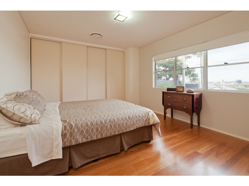 63 Birdwood Terrace, Auchenflower QLD 4066