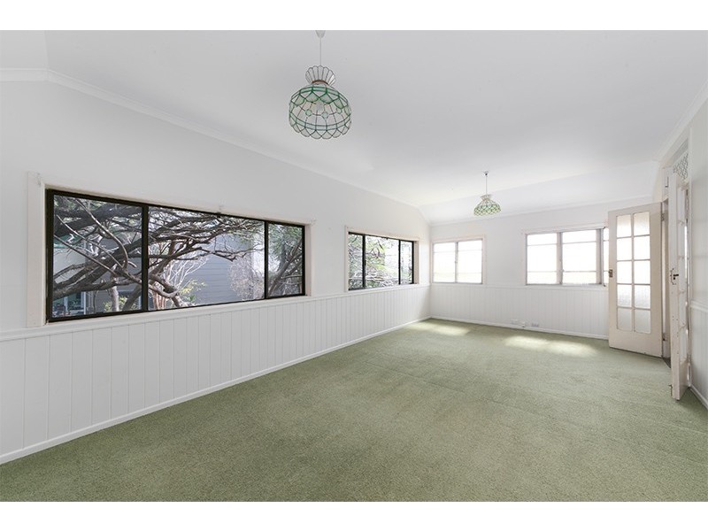 36 Highcrest Avenue, Wavell Heights QLD 4012