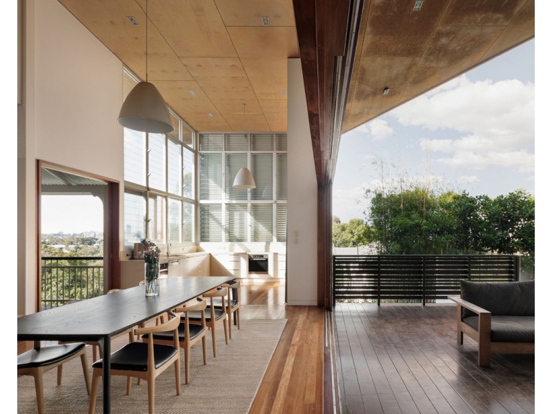 35 Victoria Crescent, Toowong QLD 4066