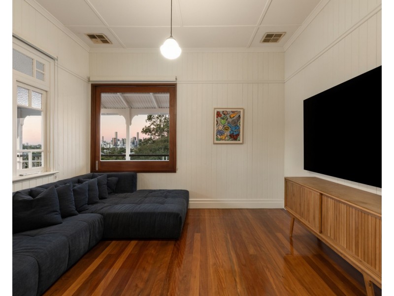 35 Victoria Crescent, Toowong QLD 4066