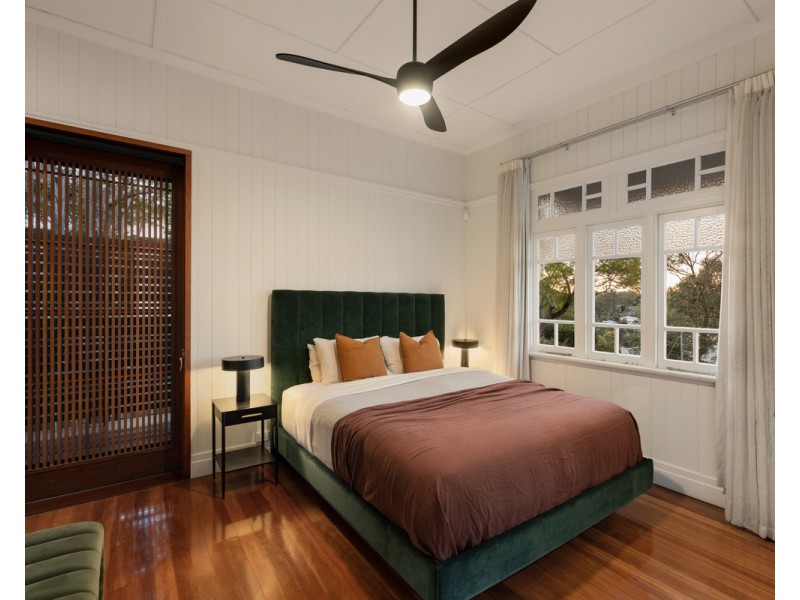 35 Victoria Crescent, Toowong QLD 4066