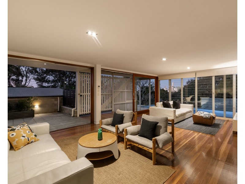 35 Victoria Crescent, Toowong QLD 4066