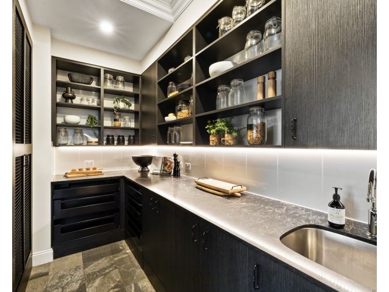 21 Garfield Drive, Paddington QLD 4064