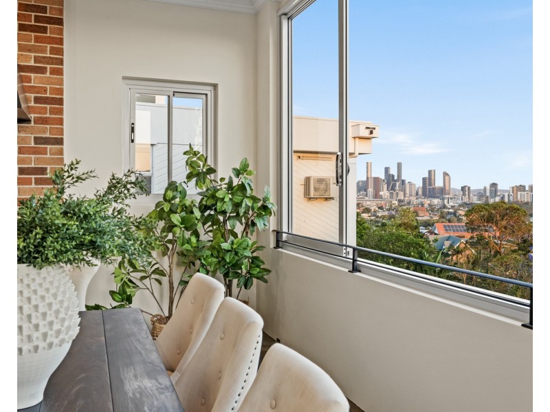 21 Garfield Drive, Paddington QLD 4064