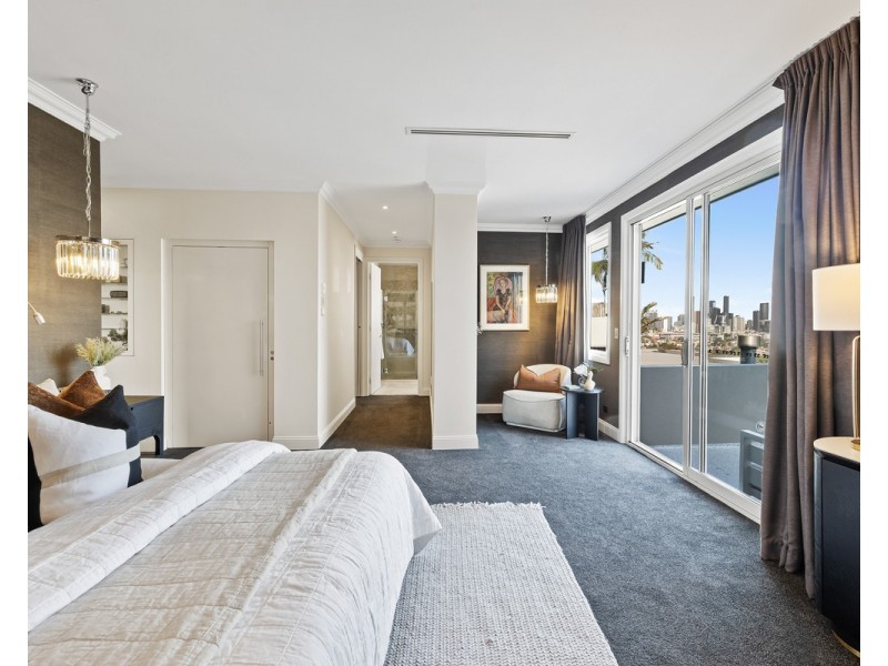 21 Garfield Drive, Paddington QLD 4064