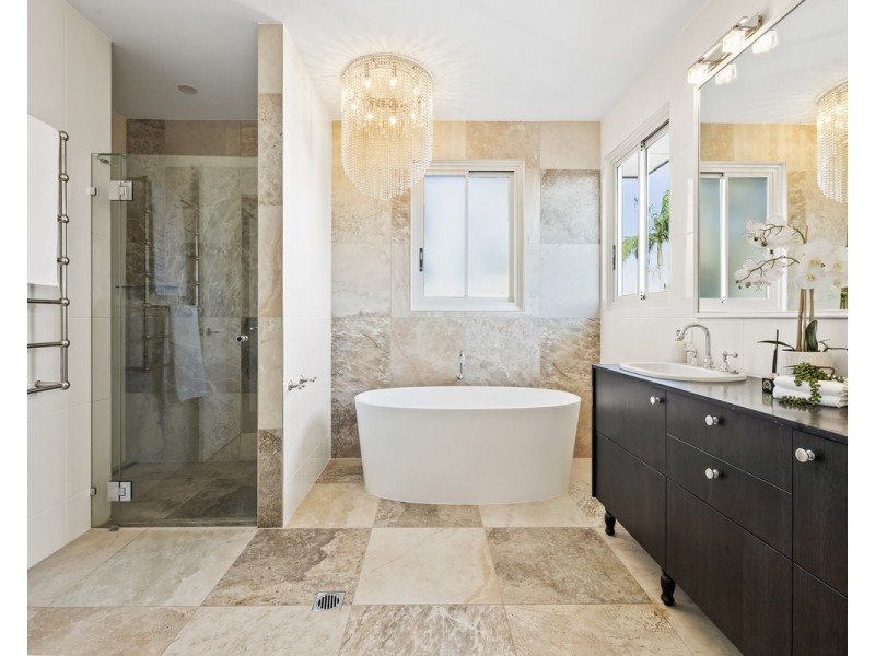 21 Garfield Drive, Paddington QLD 4064