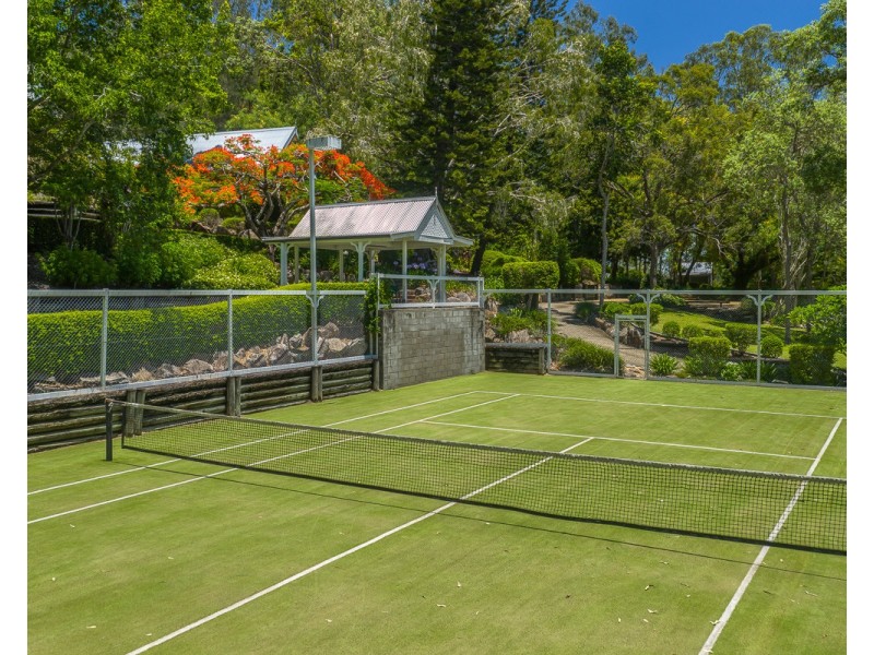 29 Sassafras Street, The Gap QLD 4061