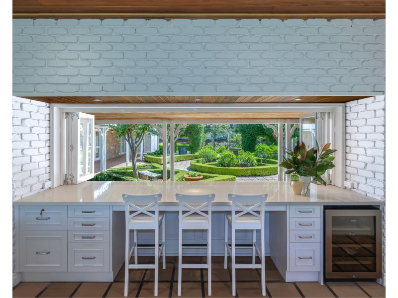 29 Sassafras Street, The Gap QLD 4061