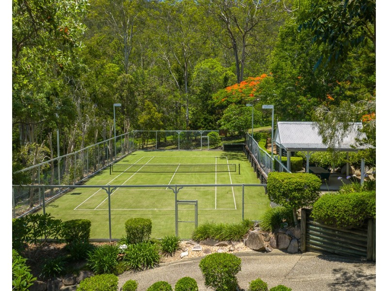 29 Sassafras Street, The Gap QLD 4061