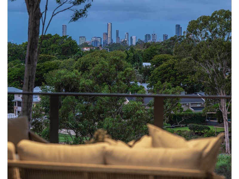 298 Jesmond Road, Fig Tree Pocket QLD 4069