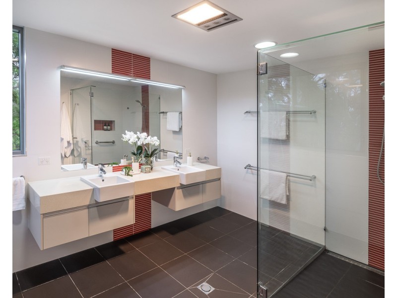 298 Jesmond Road, Fig Tree Pocket QLD 4069