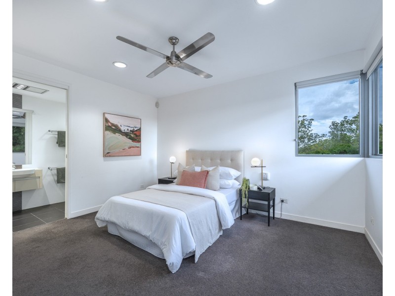 298 Jesmond Road, Fig Tree Pocket QLD 4069
