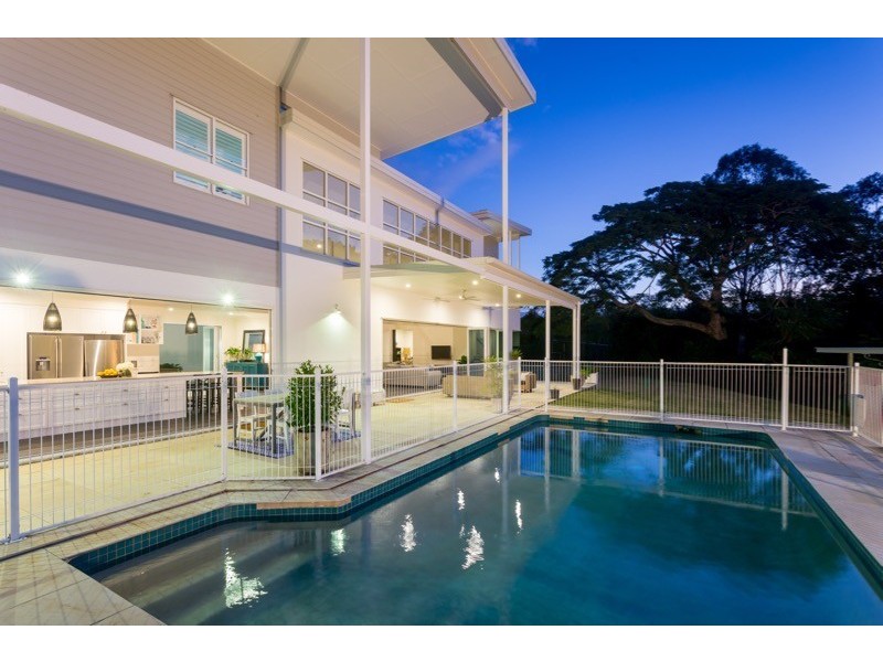 10 Ningana Street, Fig Tree Pocket QLD 4069