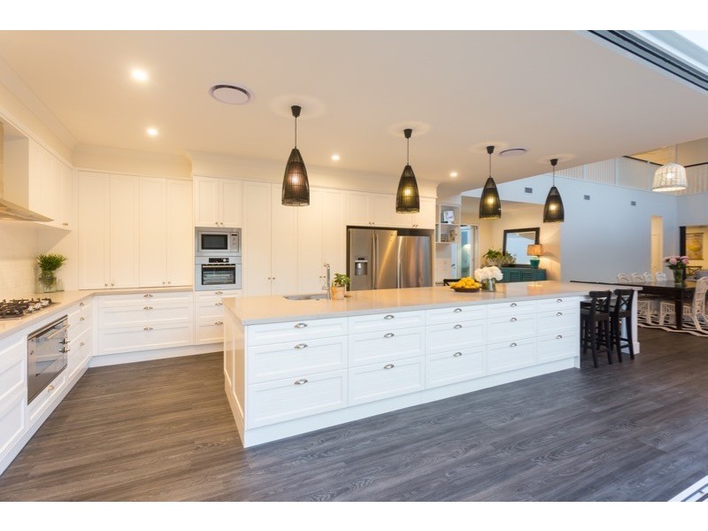 10 Ningana Street, Fig Tree Pocket QLD 4069