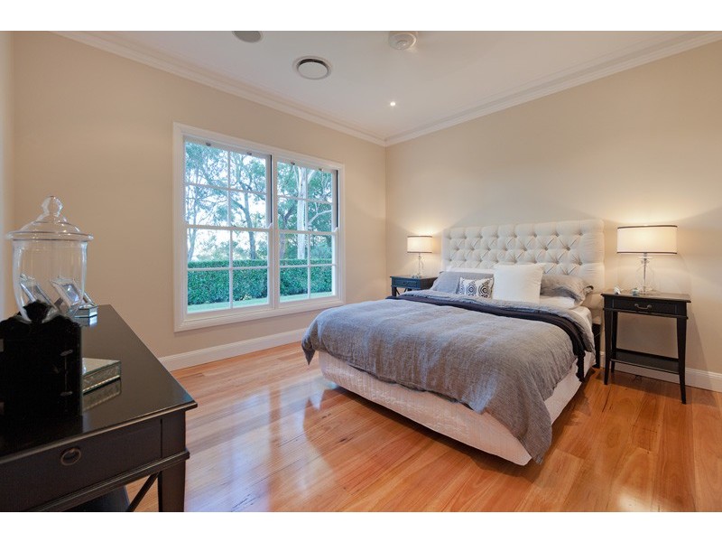 654 Upper Brookfield Road, Upper Brookfield QLD 4069