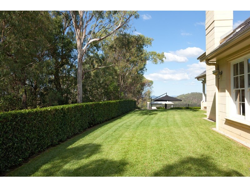 654 Upper Brookfield Road, Upper Brookfield QLD 4069