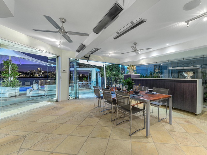 56 Quay Street, Bulimba QLD 4171