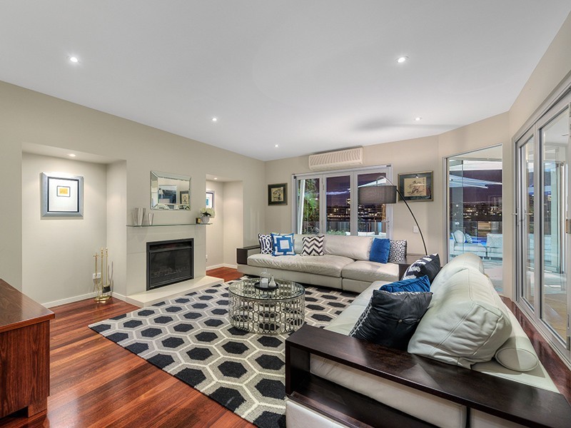 56 Quay Street, Bulimba QLD 4171