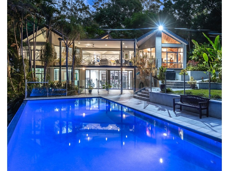 39 Cedarleigh Road, Kenmore QLD 4069