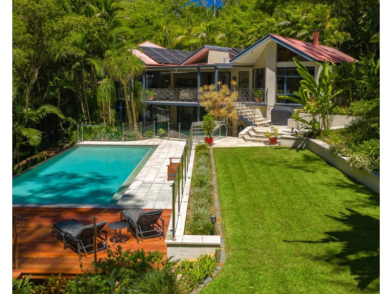 39 Cedarleigh Road, Kenmore QLD 4069