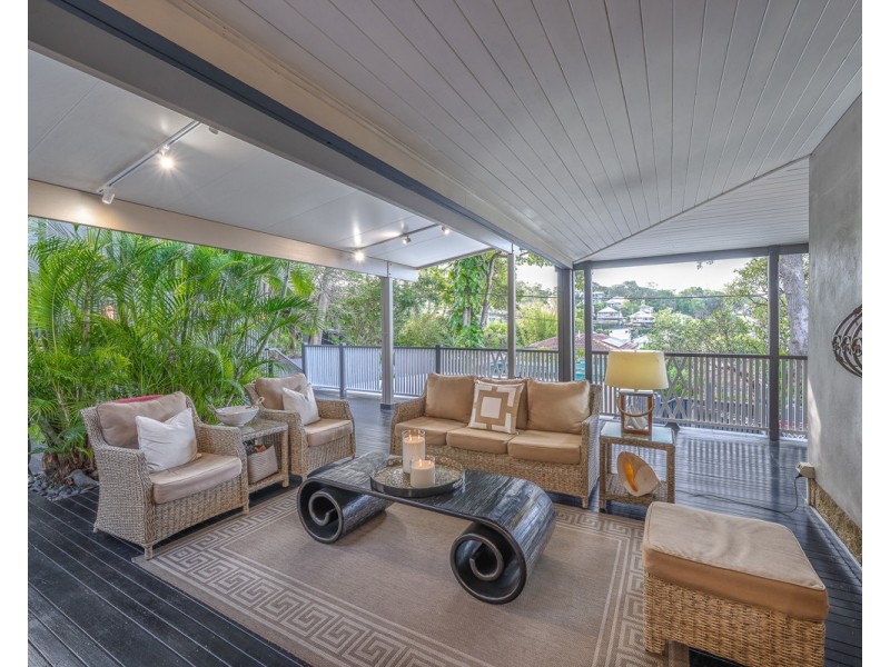 16 Owen Lane, Auchenflower QLD 4066