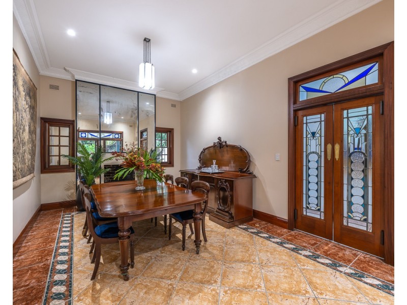 16 Owen Lane, Auchenflower QLD 4066