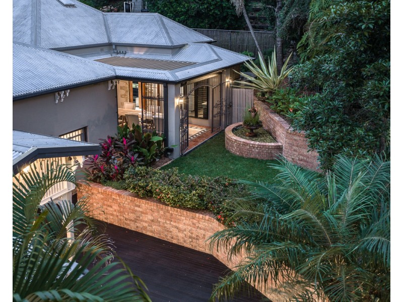 16 Owen Lane, Auchenflower QLD 4066