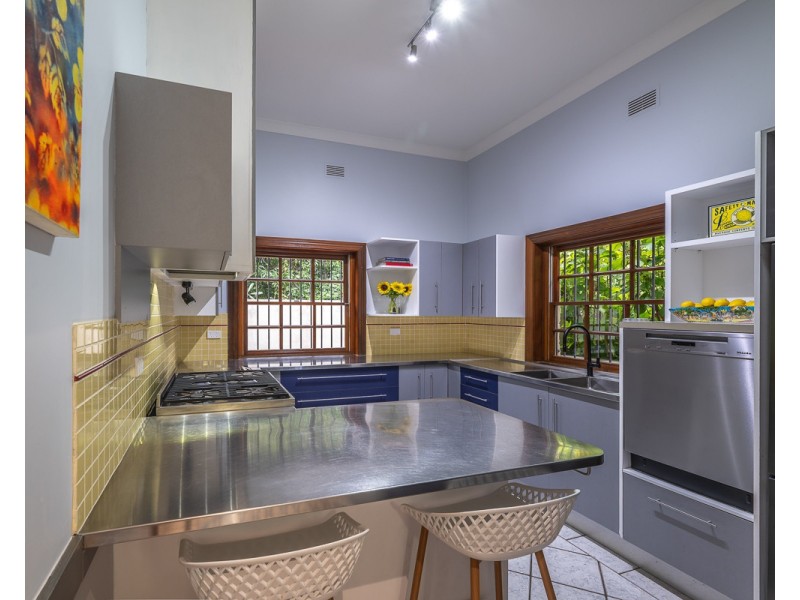 16 Owen Lane, Auchenflower QLD 4066