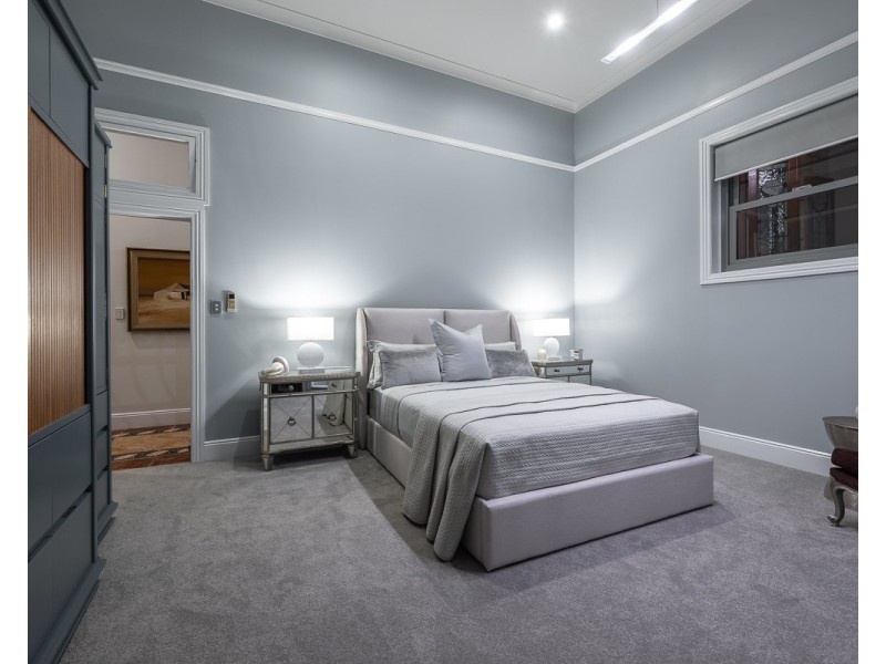16 Owen Lane, Auchenflower QLD 4066