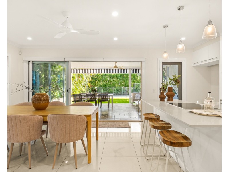 12 Aldridge Street, Auchenflower QLD 4066