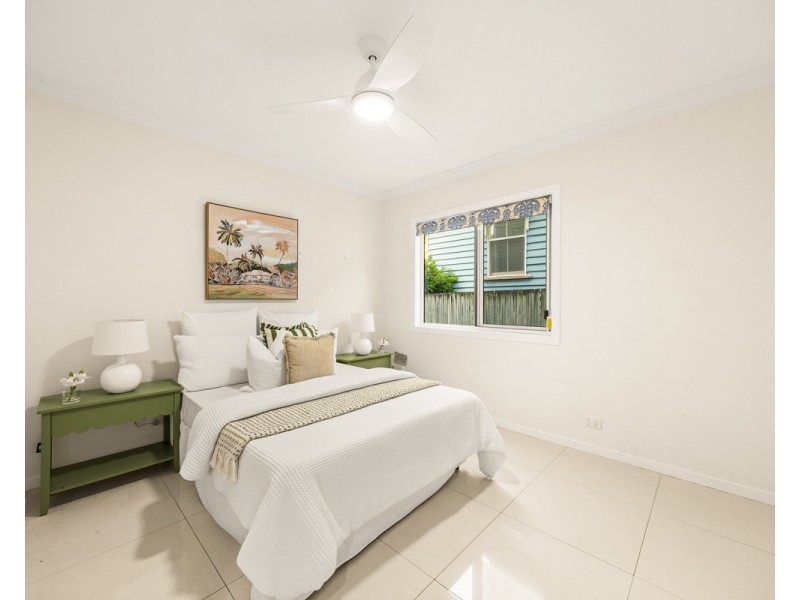 12 Aldridge Street, Auchenflower QLD 4066
