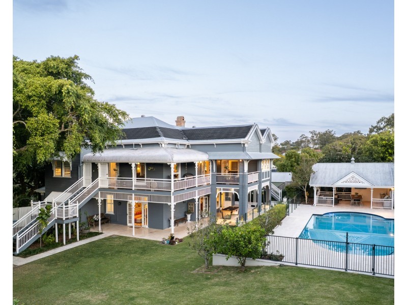 55 Coolibah Street, Bardon QLD 4065