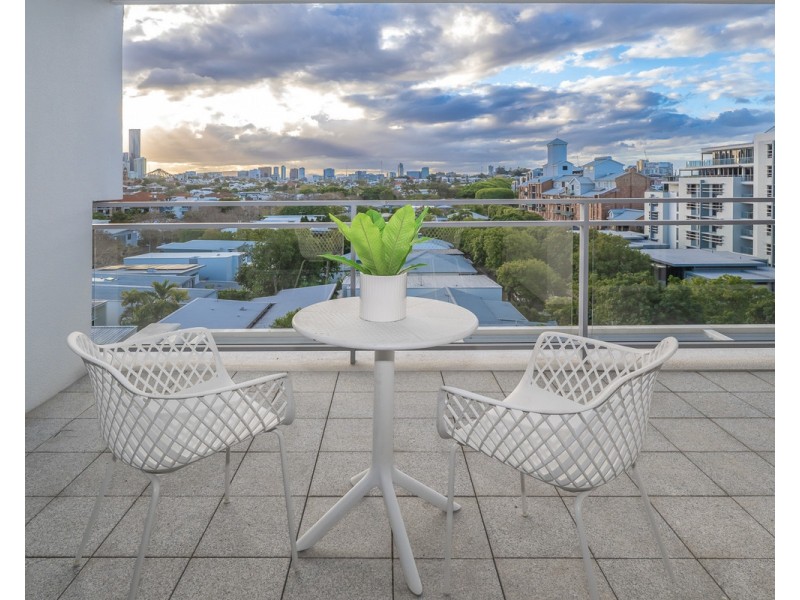 4722/40 Hollins Crescent, New Farm QLD 4005