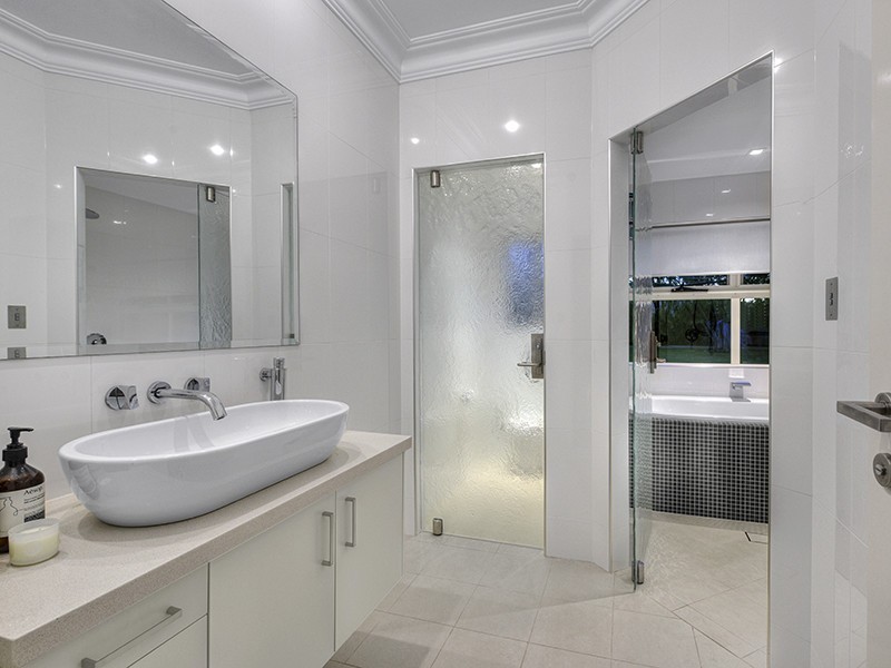 38 Ridley Road, Bridgeman Downs QLD 4035