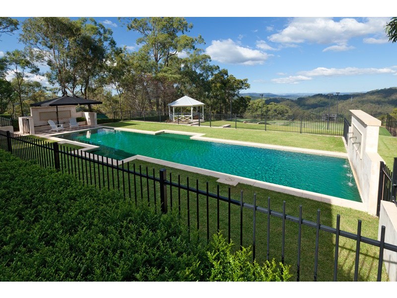 654 Upper Brookfield Road, Upper Brookfield QLD 4069
