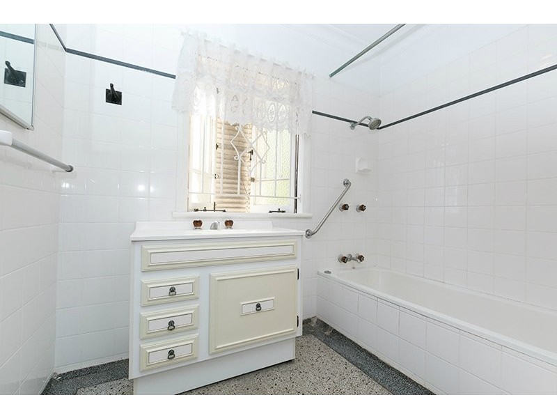 Greenslopes QLD 4120