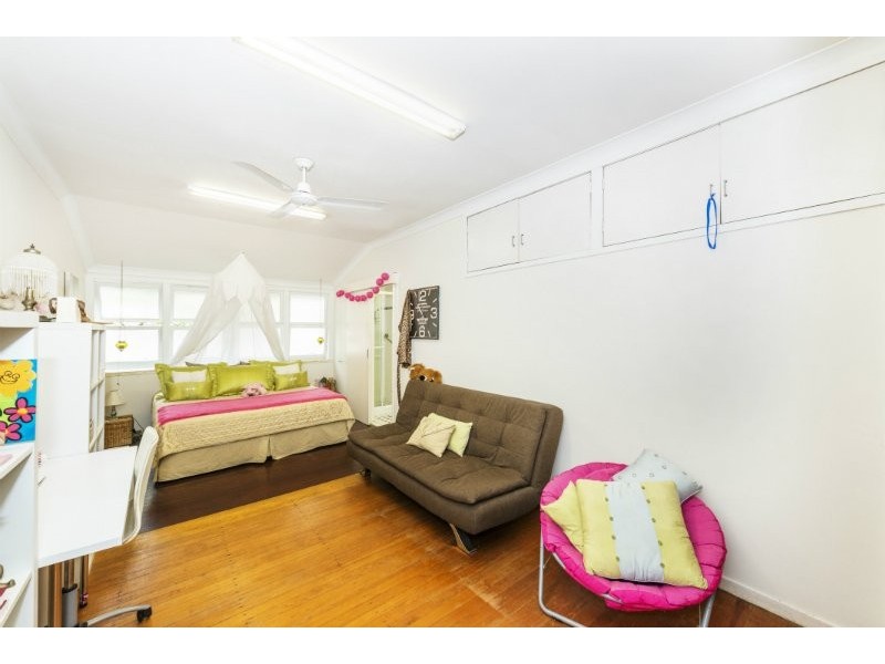 Coorparoo QLD 4151