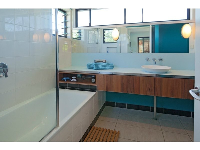 99 Cubberla St, Fig Tree Pocket QLD 4069