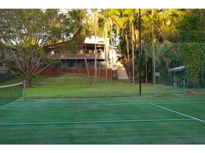 7 Jilba St, Indooroopilly QLD 4068