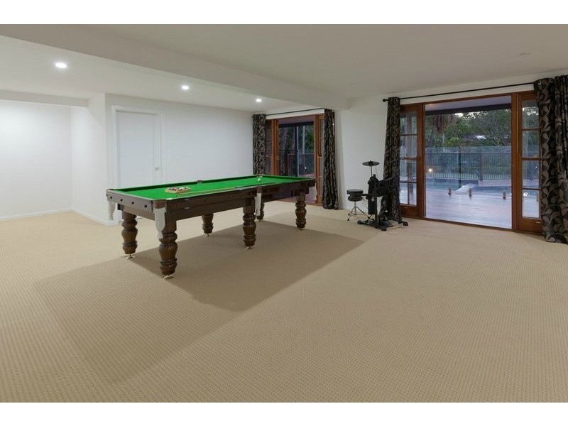 7 Jilba St, Indooroopilly QLD 4068