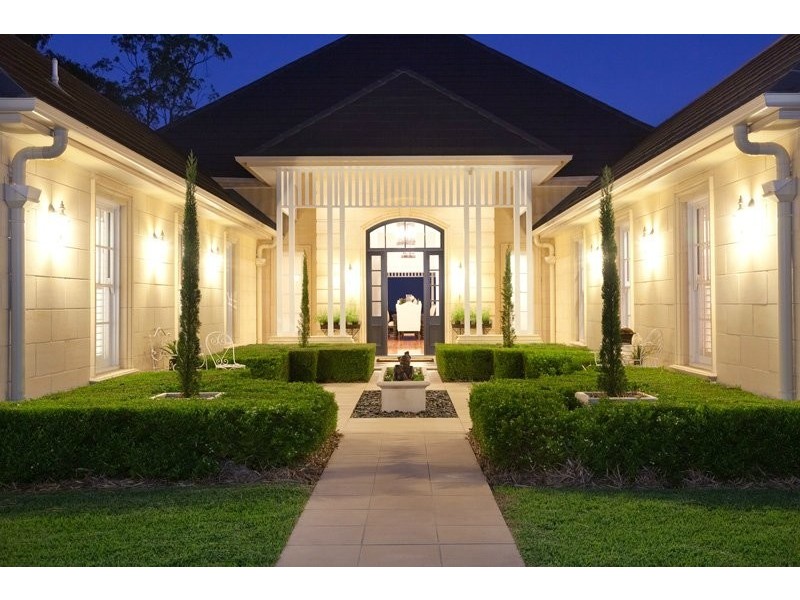 654 Upper Brookfield Road, Upper Brookfield QLD 4069