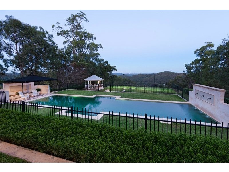 654 Upper Brookfield Road, Upper Brookfield QLD 4069