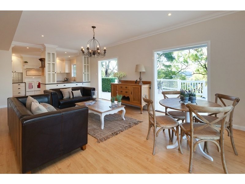 654 Upper Brookfield Road, Upper Brookfield QLD 4069